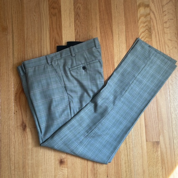 [Tallia] men’s suit from saks - Picture 6 of 8